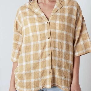 Billabong Beige and White Checkered Button-Down Shirt